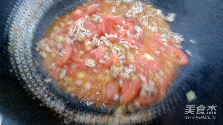 Tomato Minced Pork Knot Soup recipe