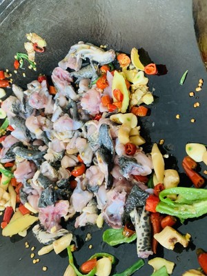 Stir Fried Frog recipe