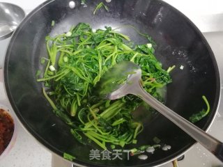 Vegetarian Stir-fried Spinach recipe