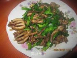 Fried Chives with Squid Feet recipe