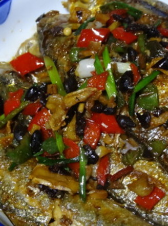 Small Yellow Croaker with Black Bean Pepper recipe