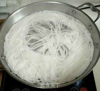 Kuaishou Version of Hot and Sour Noodles recipe