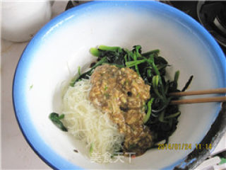 Garlic Vermicelli Mixed with Spinach recipe