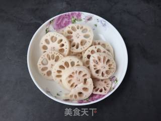 Steamed Pork with Lotus Root Noodles recipe