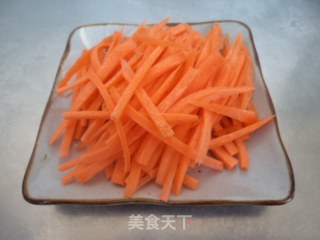 Stir-fried Black Bean Sprouts with Carrots recipe