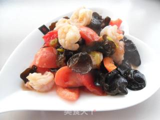 Stir-fried Shrimp with Fungus and Tomato recipe