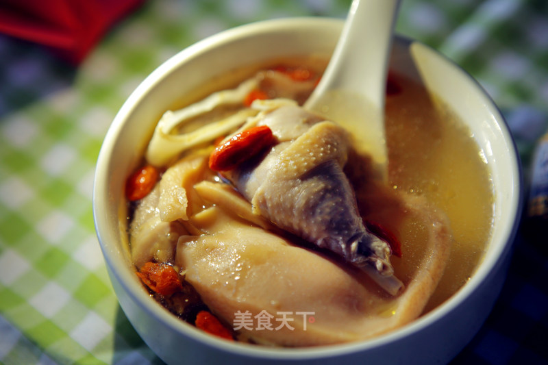 [mother Komori's Recipe] Stewed Partridge with Adenophora and Polygonatum