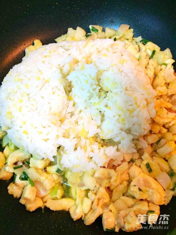 Fried Rice with Black Pepper Onion Chicken and Thai Basmati Rice recipe