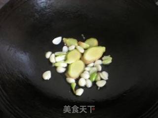 Su Cai-xuyi Hand Caught Thirteen Fragrant Lobster recipe