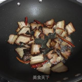 Stir-fried Bacon with Lettuce recipe