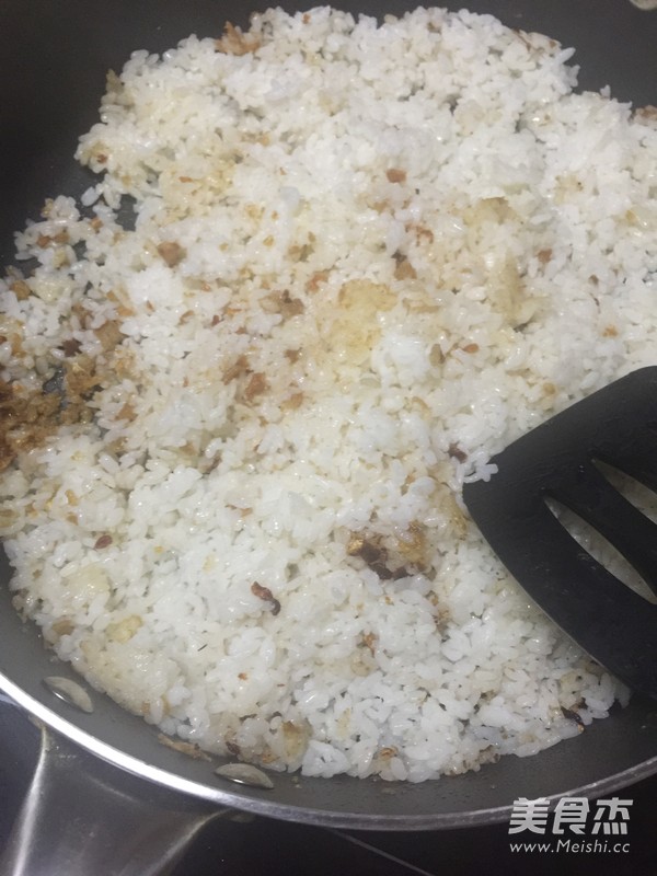 Fried Rice with Lard Residue and Soy Sauce recipe