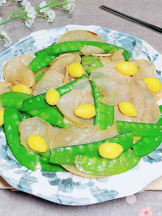 Stir-fried Snow Peas with Ginkgo White Fungus recipe