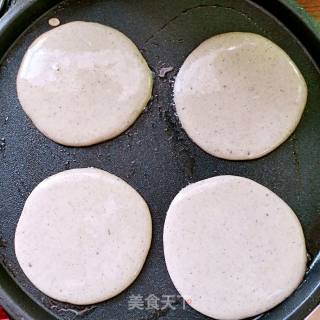 Black Sesame Pancakes recipe