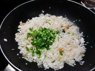 Fried Rice with Scallops--seafood recipe