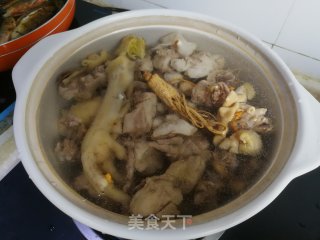Stewed Chicken with White Ginseng and Cordyceps Flower recipe