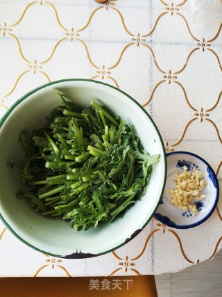 Vegetarian Fried Chrysanthemum recipe