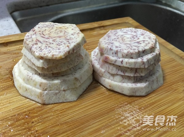 Homemade Taro Chips recipe