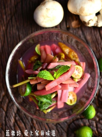 It’s Said that The Lotus Root is Not Only Healthy, But Also Thinner. recipe