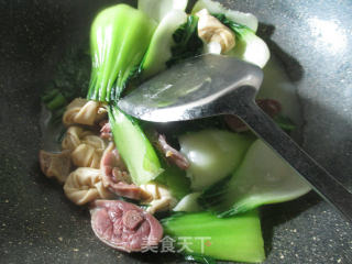Thousands of Jiela Duck Legs with Boiled Vegetable recipe