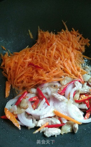 Fried Pork with Onion and Carrot recipe