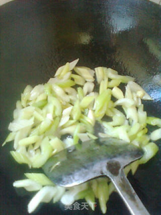 Stewed Celery with Edamame recipe