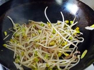 [healthy Soup Pot] Kelp, Bean Sprouts and Pork Soup recipe