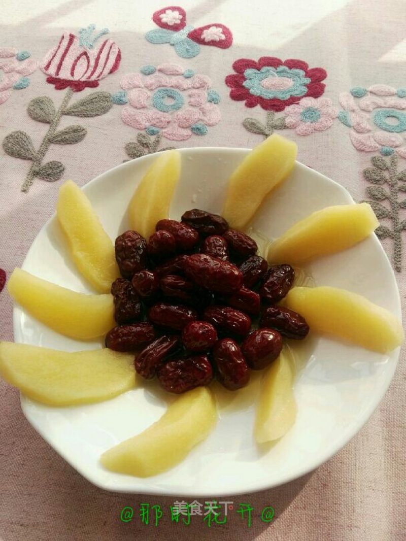 Apple Steamed Candied Dates recipe