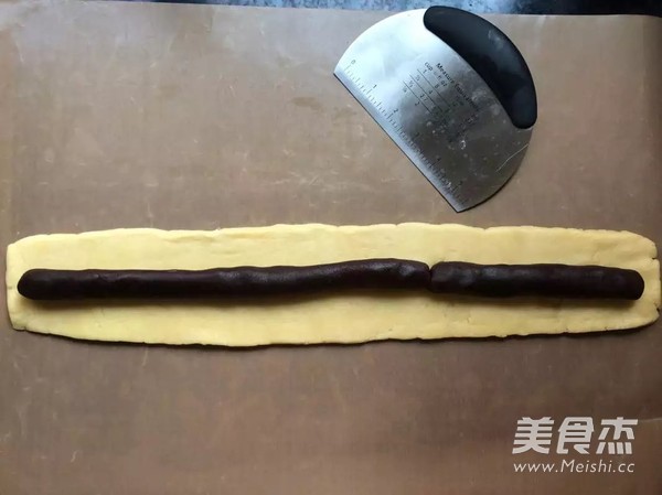 Golden Bean Paste Roll recipe