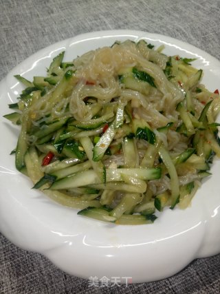 Cucumber Mixed with Vermicelli in Oil recipe