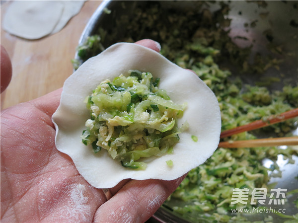 Cucumber and Egg Vegetarian Dumplings recipe