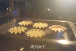 Japanese Matcha White Cupcakes recipe