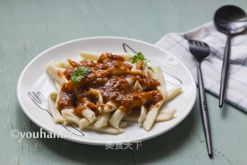 Hollow Noodles with Meat Sauce recipe