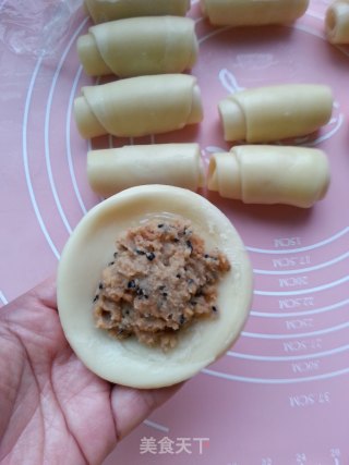 Kidney Bean Sesame Peanut Crisp recipe