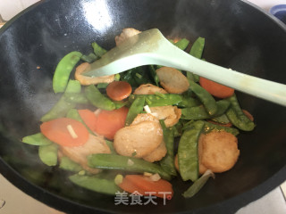 Fried Shrimp Rolls with Snow Peas recipe