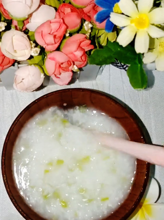 Loofah and Whitebait Porridge recipe