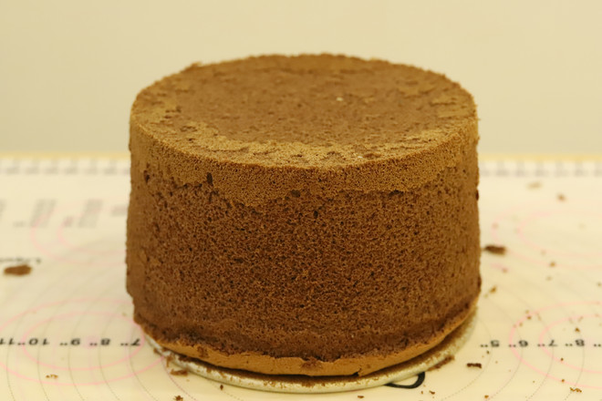 A Cocoa Cake with A Creamy Milk Cover that You Will Fall in Love with in One Bite recipe