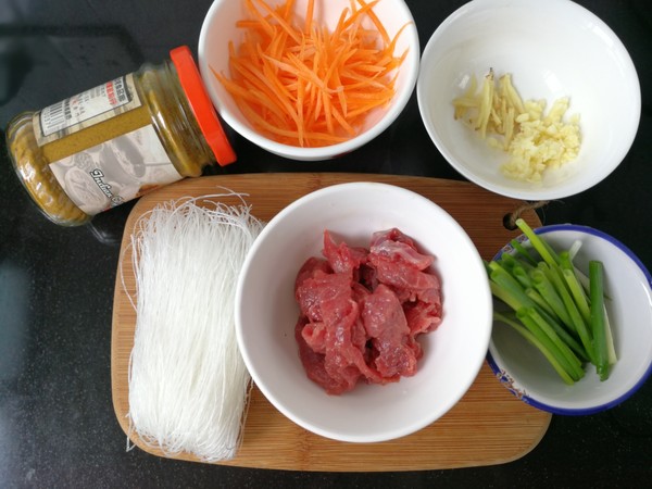Beef Curry Boiled Vermicelli recipe