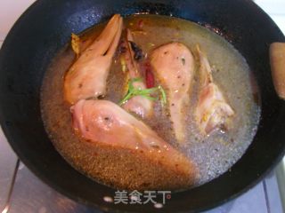 A New Way to Eat Half Braised and Half Braised--ecstasy Spicy Duck Head recipe