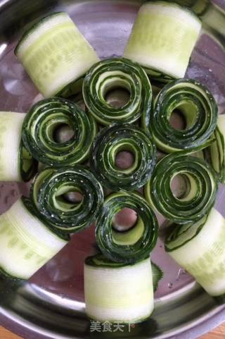 Hot and Sour Cucumber Roll recipe