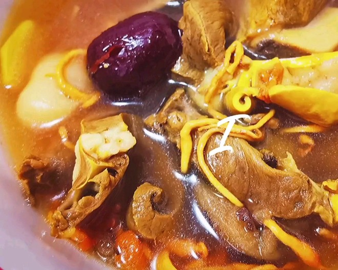 Warm Heart Cordyceps Pork Heart Soup recipe