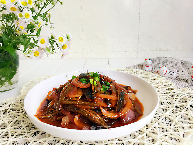 Stir-fried Eel with Onion recipe