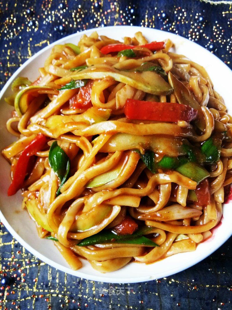 Fried Noodles with Horn Melon recipe