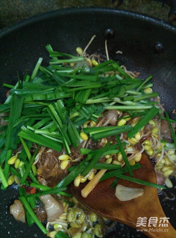 Stir-fried Bean Sprouts with Vermicelli recipe