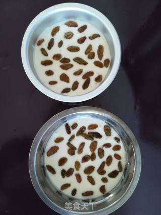 Raisin Hair Cake recipe