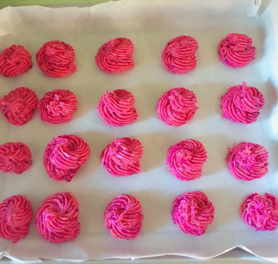 Delicious Red Dragon Fruit Cookies-children and Adults Like It recipe