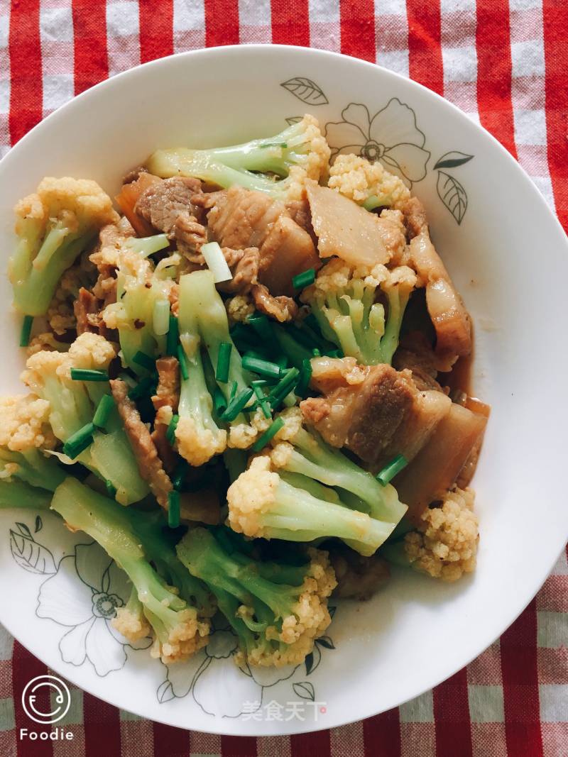 Stir-fried Pork Belly with Cauliflower recipe