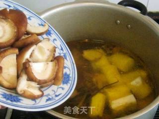 Chinese Yam and Mushroom Chicken Soup recipe