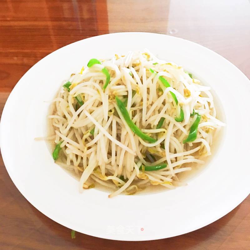 Stir-fried Bean Sprouts with Green Peppers recipe