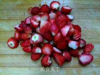 #花样美食#strawberry Milkshake recipe