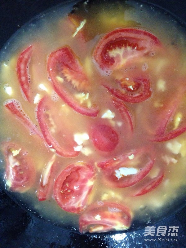 Tomato and Egg Pimple Soup recipe